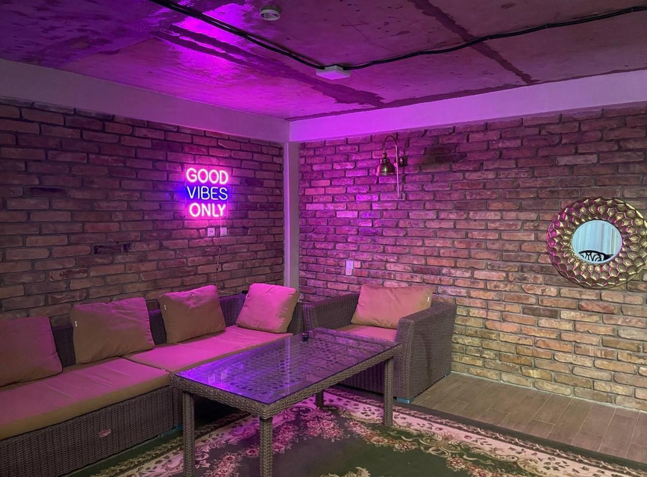 Local Hotel Ташкент Екстер'єр фото